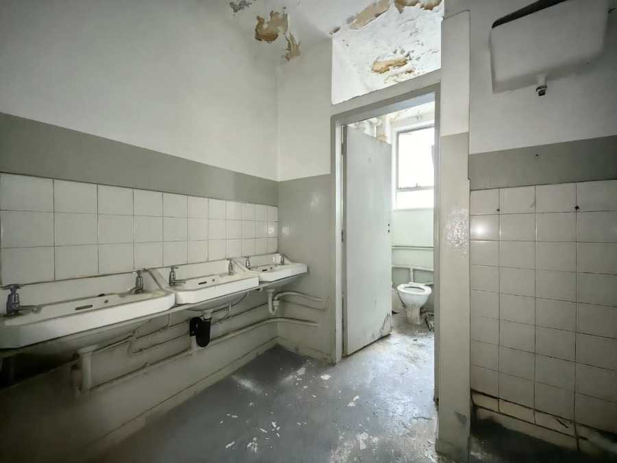 Commercial Property for Sale in Woodstock Western Cape